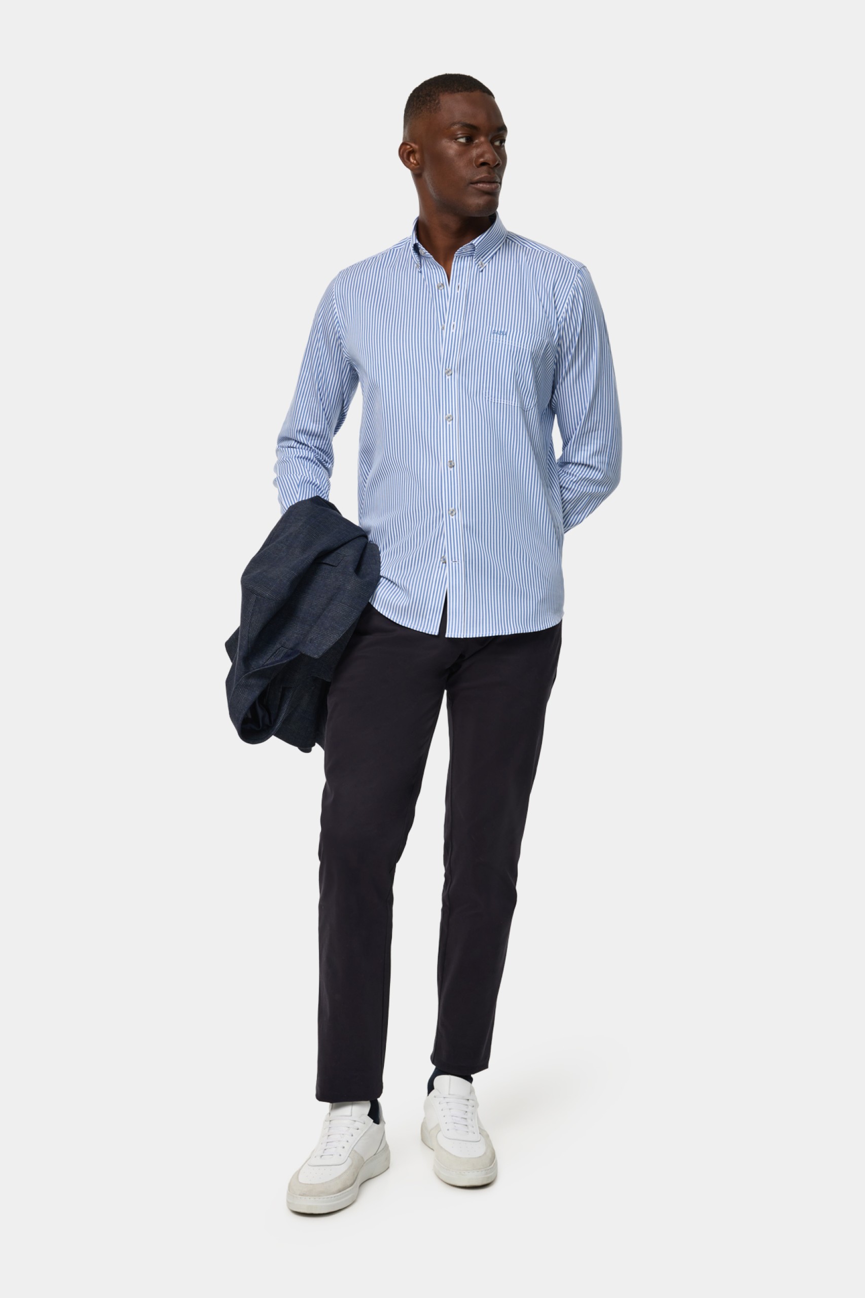 Camisa a rayas de corte regular