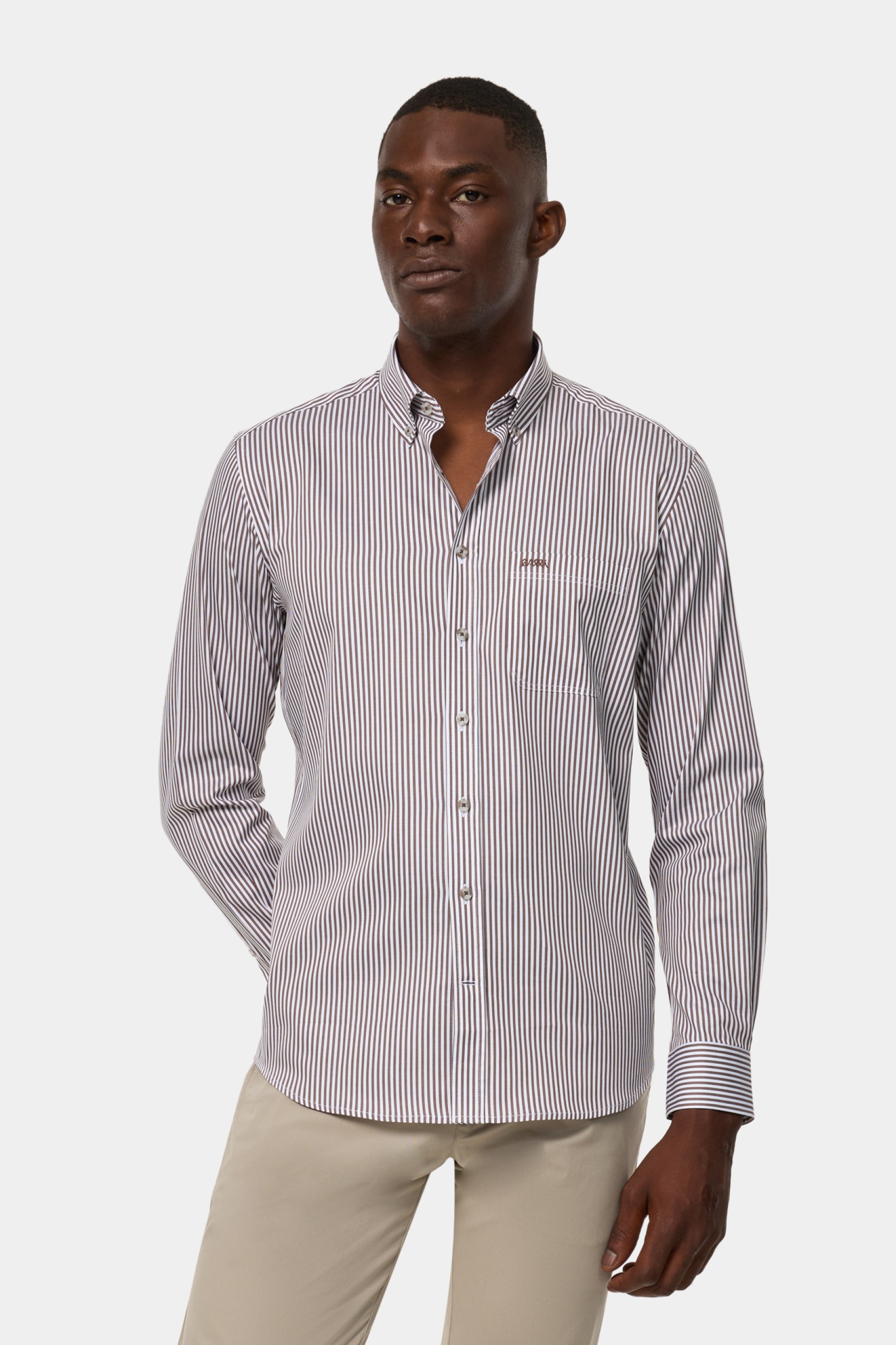 Camisa a rayas de corte regular