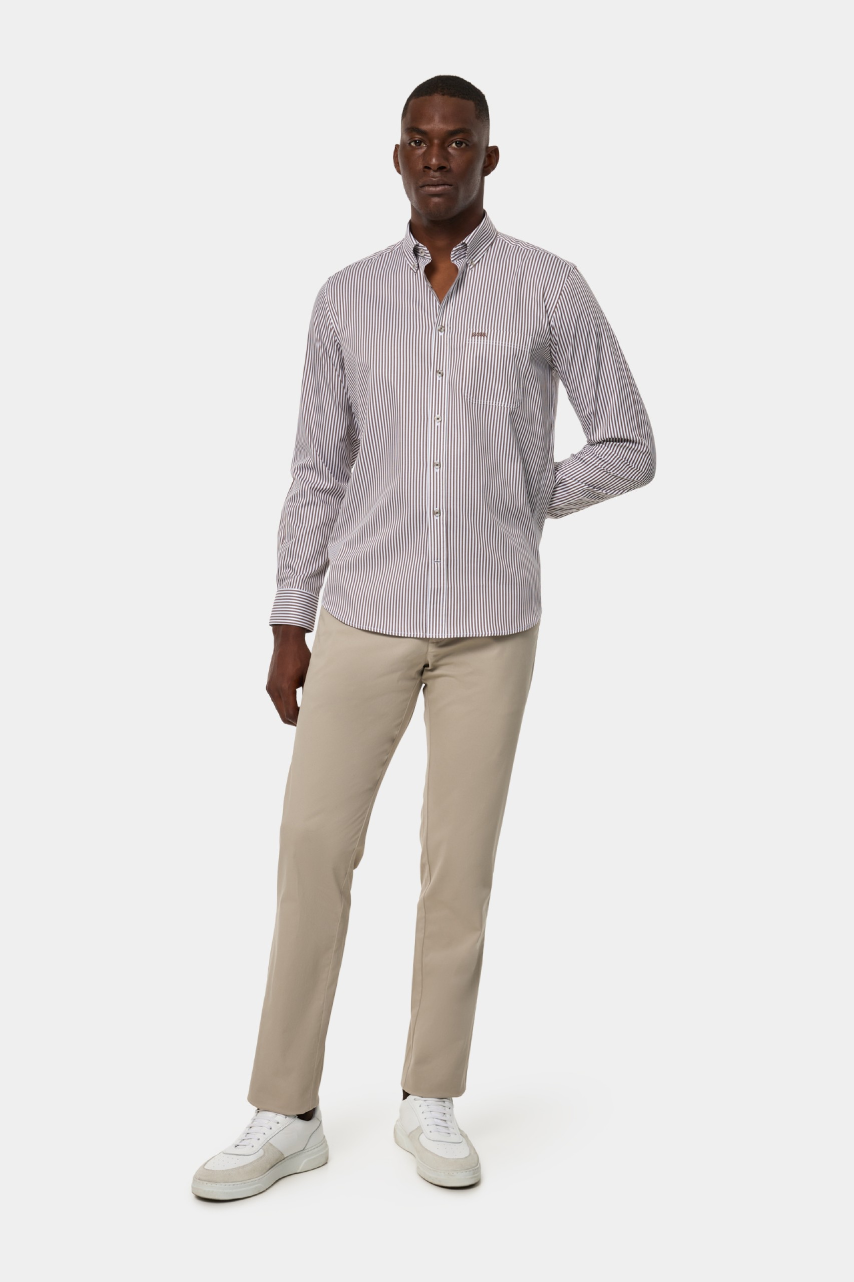 Camisa a rayas de corte regular