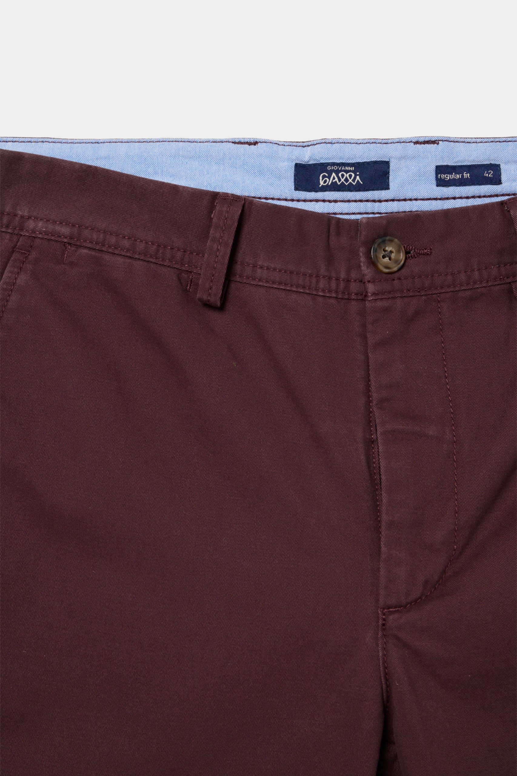 Pantalón chino regular fit