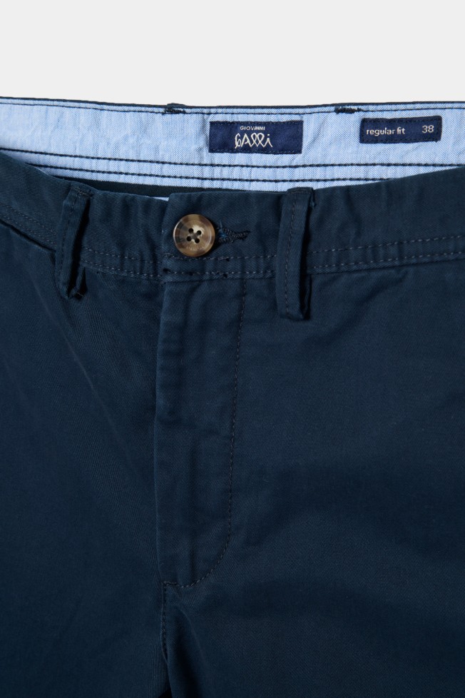 Calças chino regular fit Calças chino regular fit