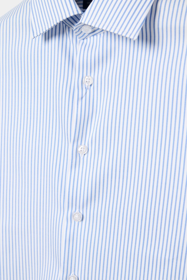 Camisa clásica regular fit Camisa clásica regular fit