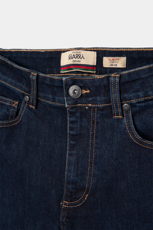 Calças de ganga slim fit Calças de ganga slim fit