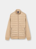 Chaqueta acolchada de corte regular