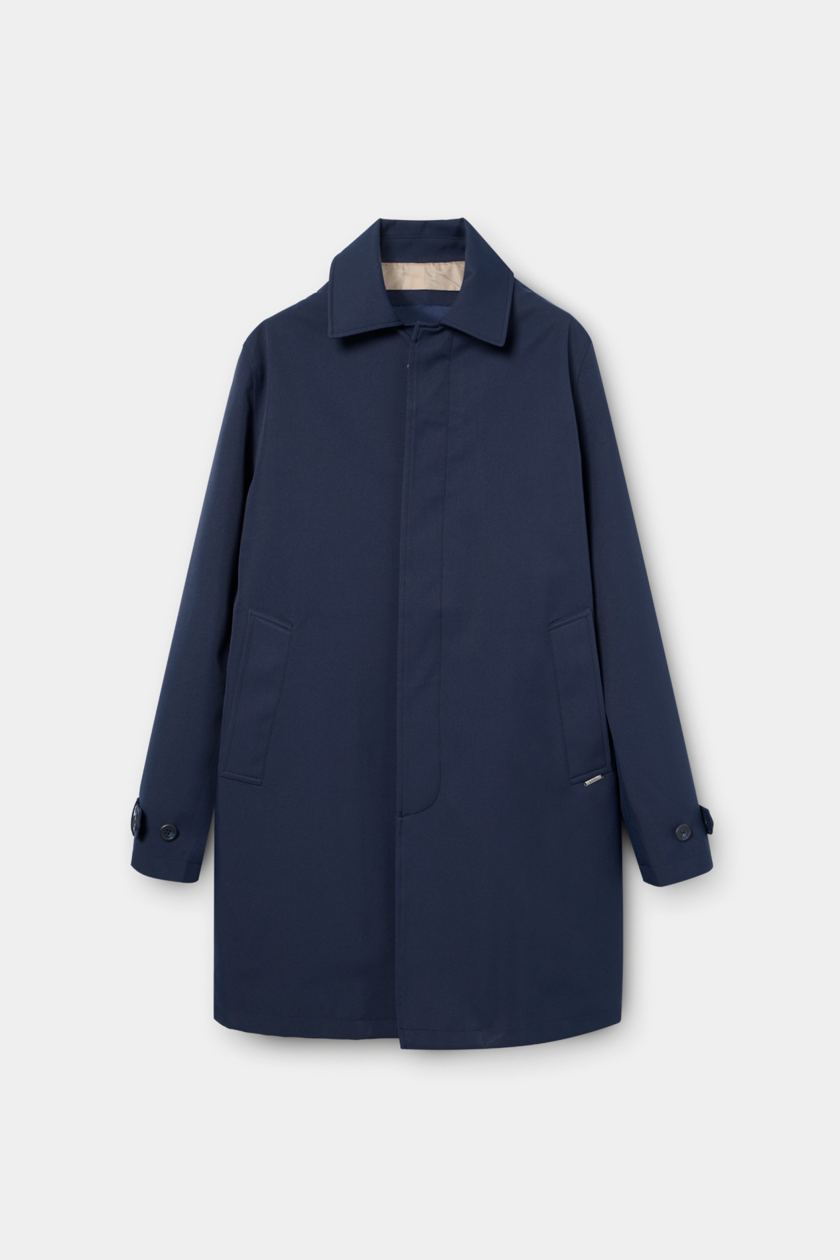 Gabardina repelente al agua