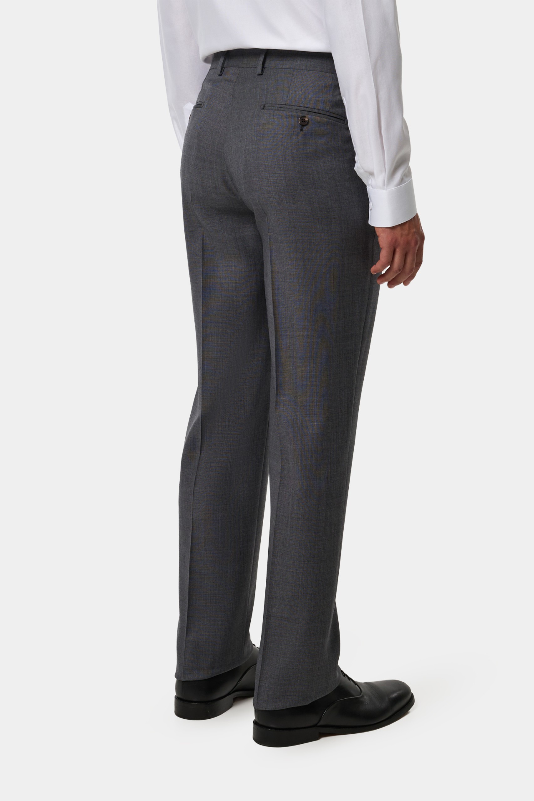 Traje clásico de corte regular en lana