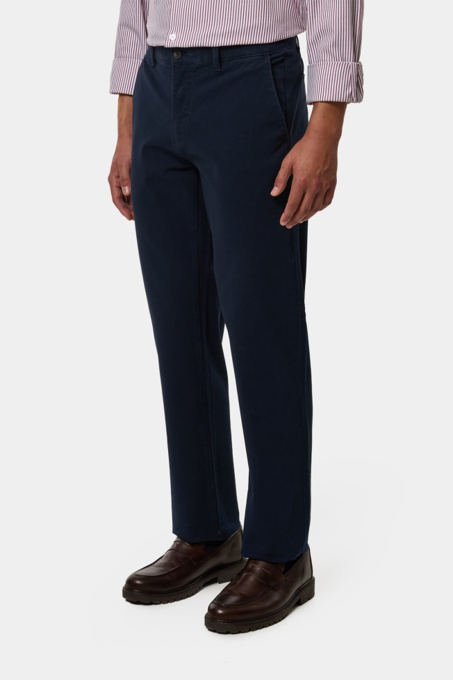 Calças chino regular fit Calças chino regular fit