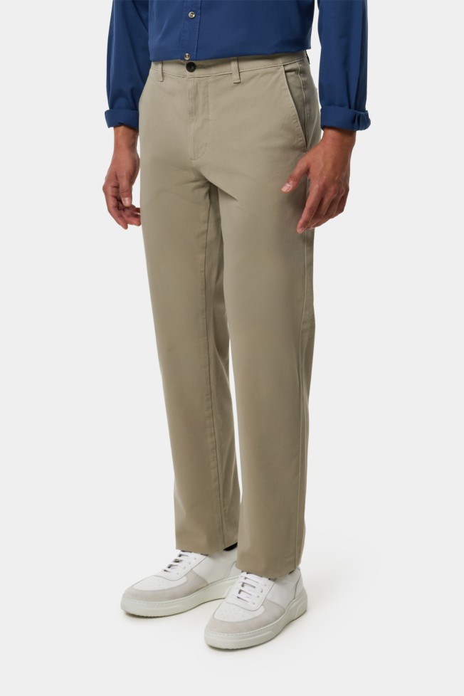 Cal�as chino regular fit