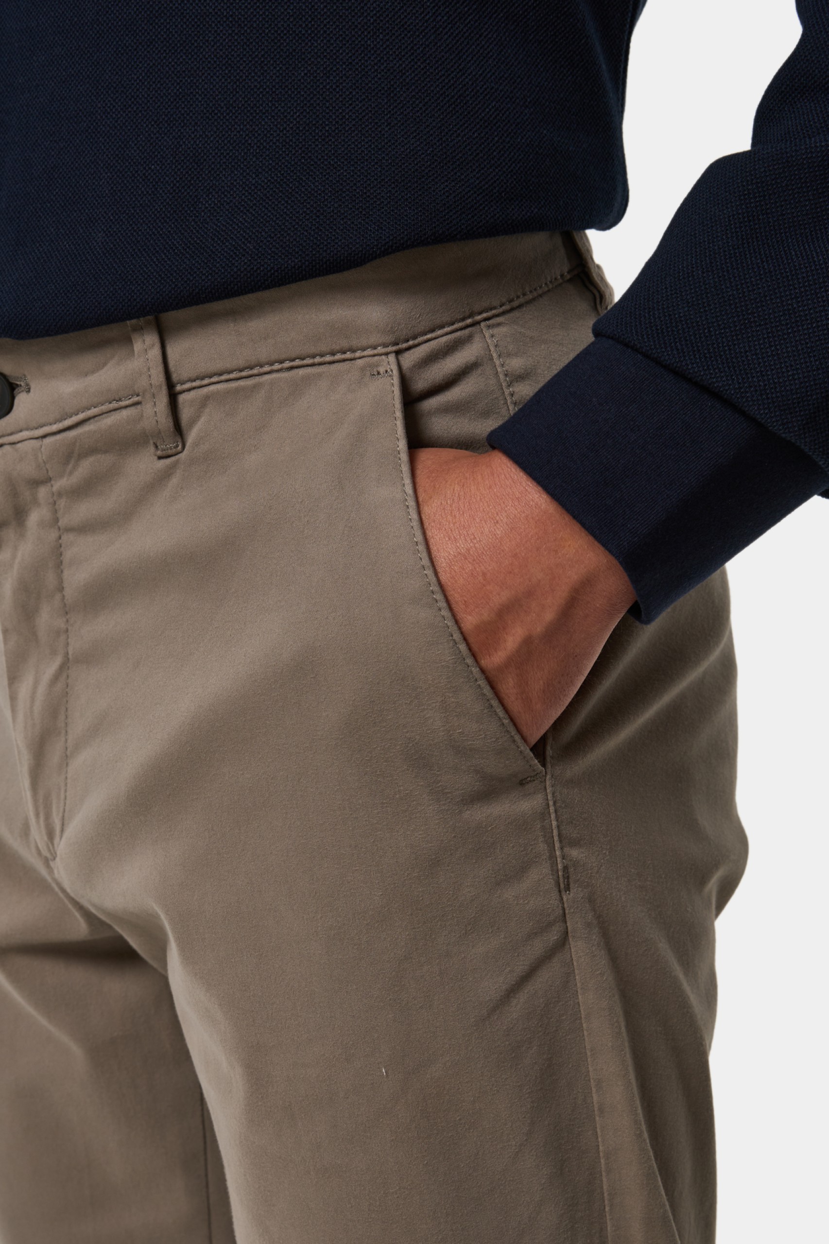 Pantalones chinos de corte regular
