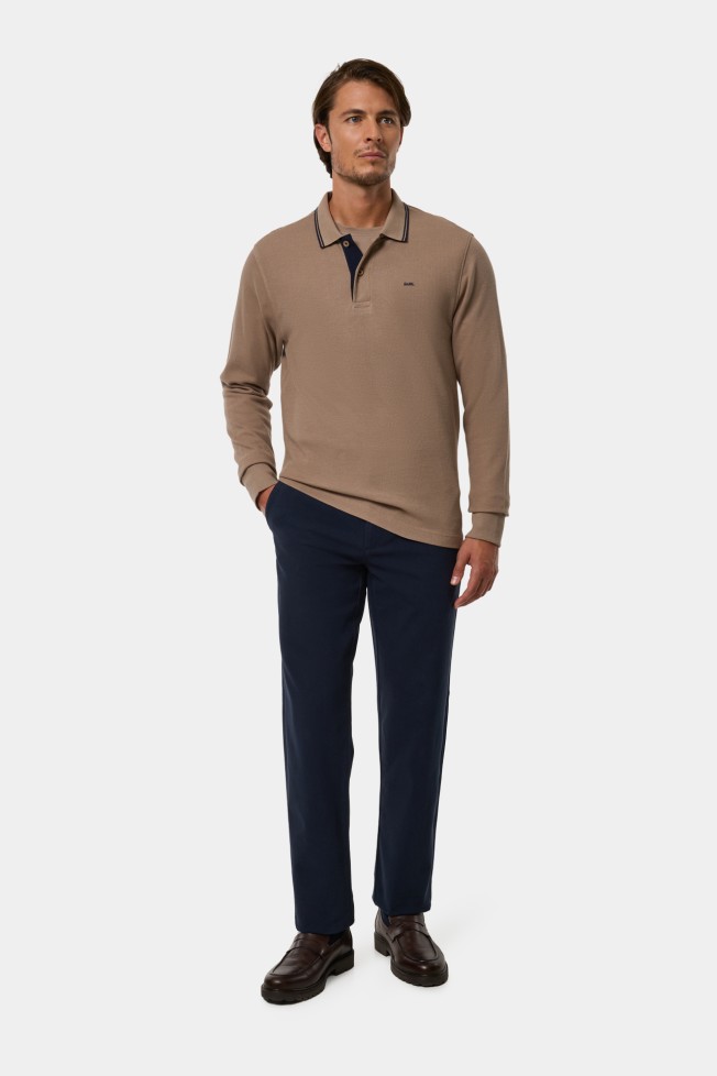 Polo de corte regular Polo de corte regular