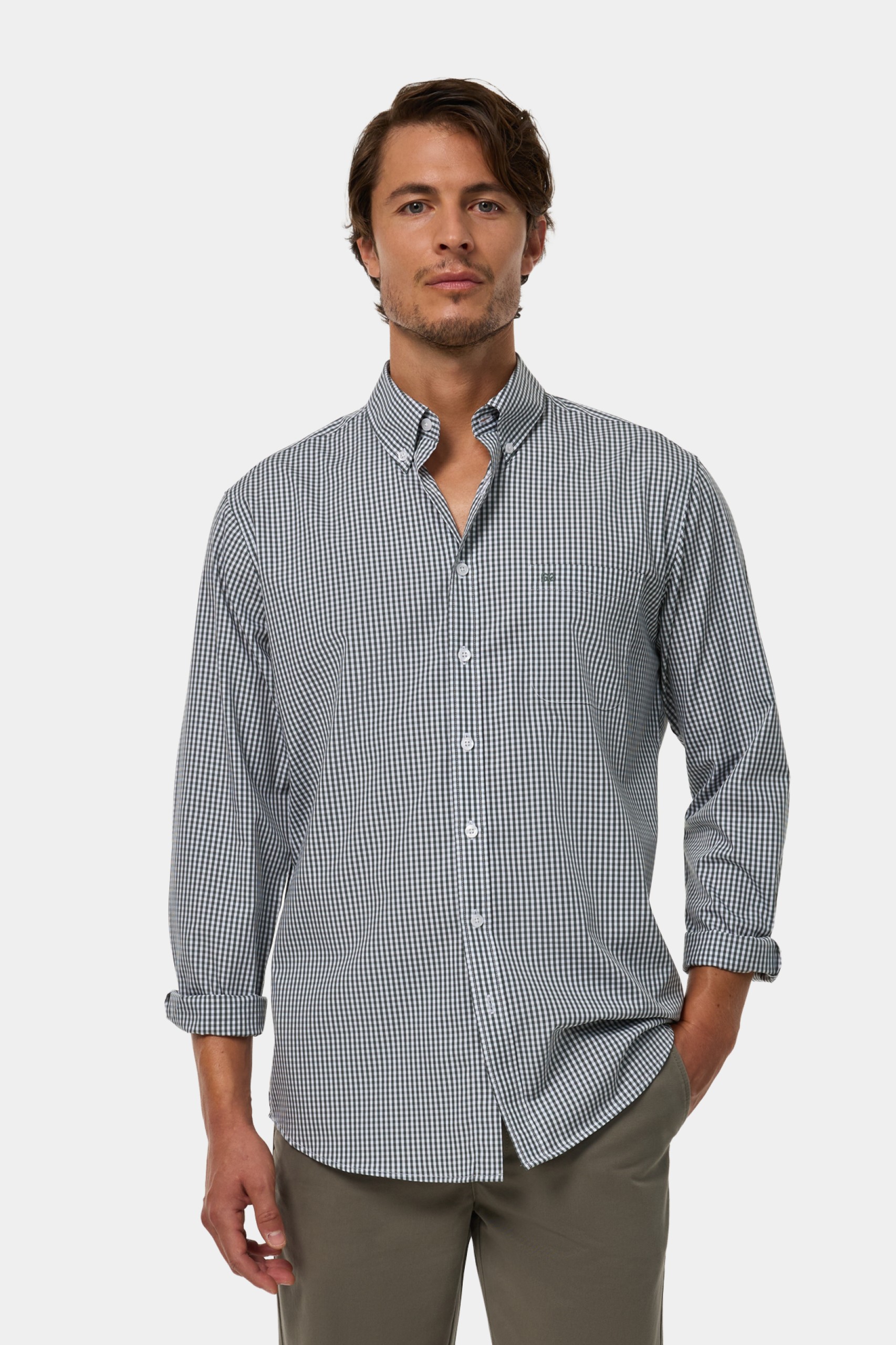 Camisa de popelina de corte regular en color verde