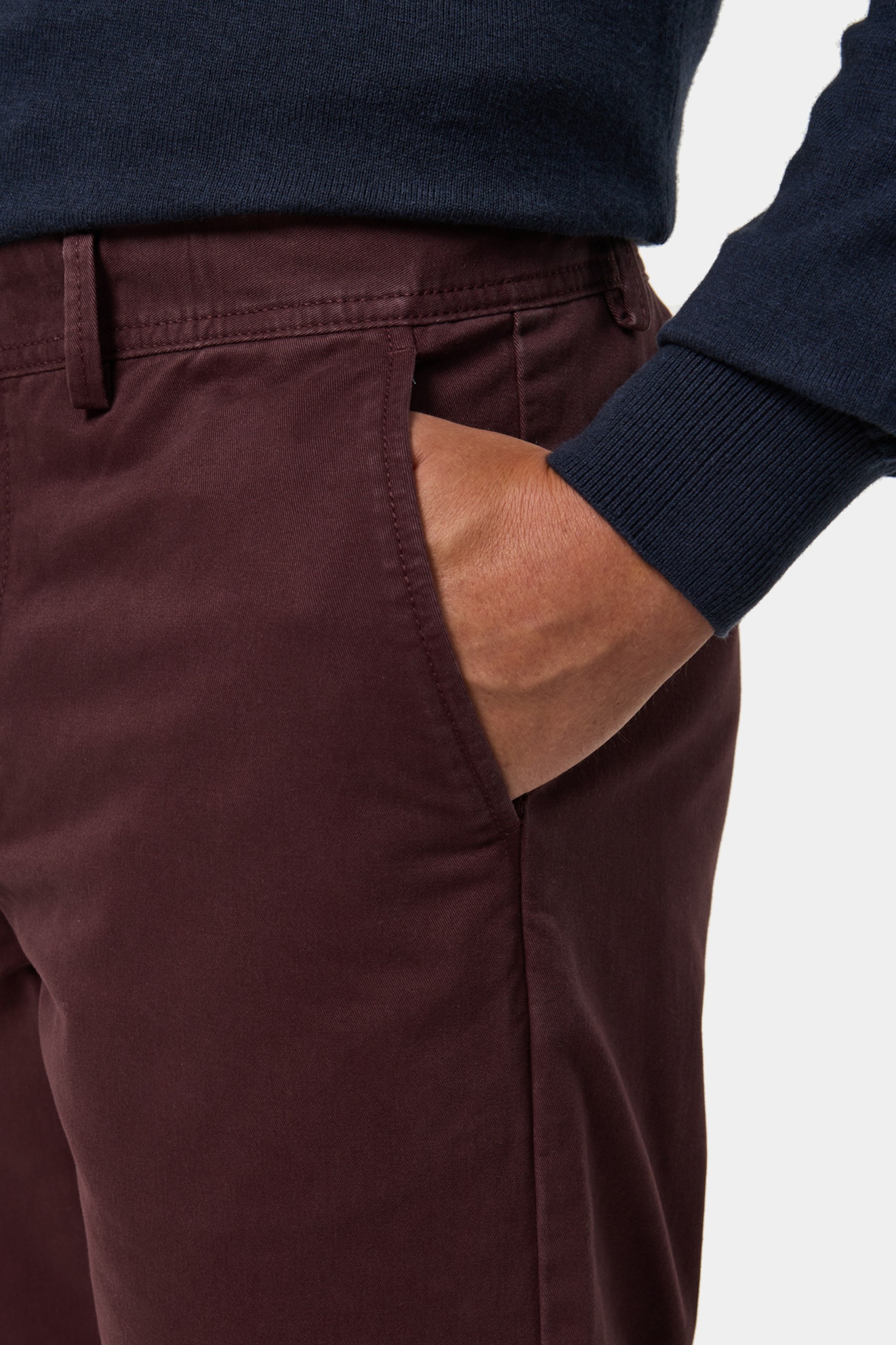 Pantalón chino regular fit