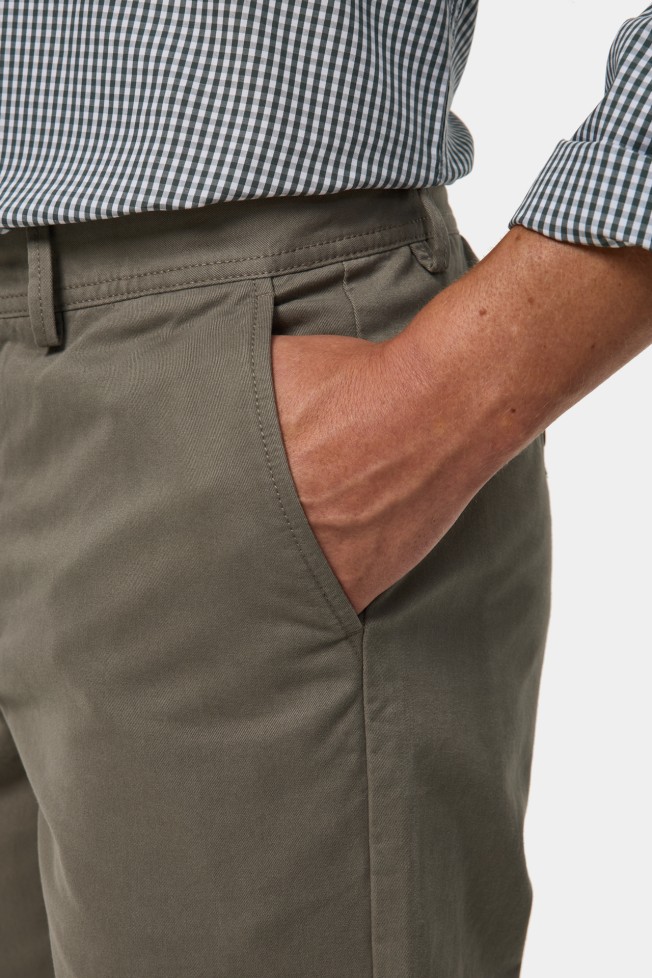 Pantalón chino regular fit Pantalón chino regular fit
