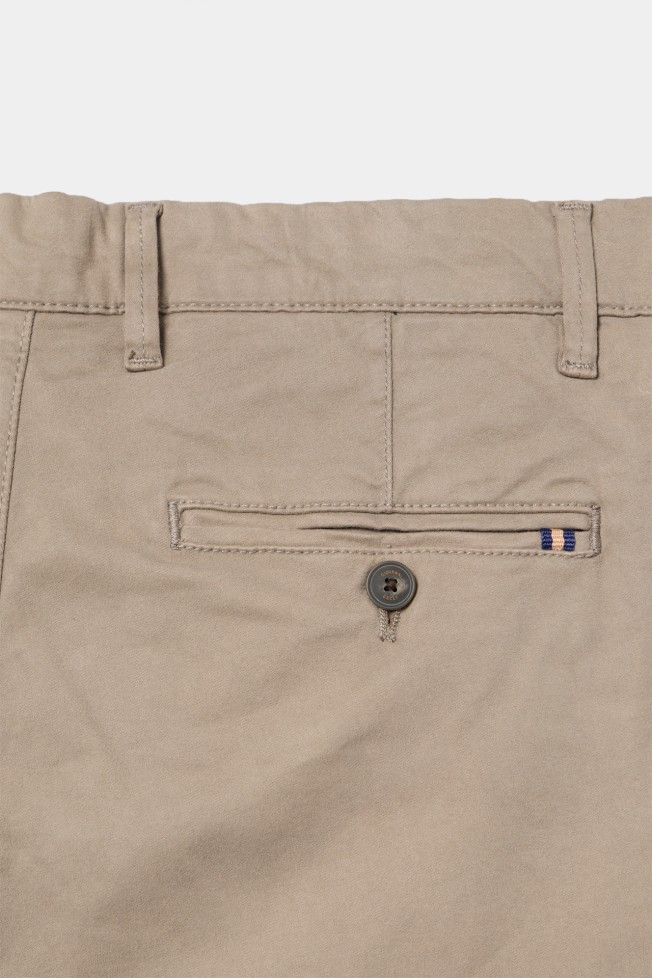 Calas chino regular fit
