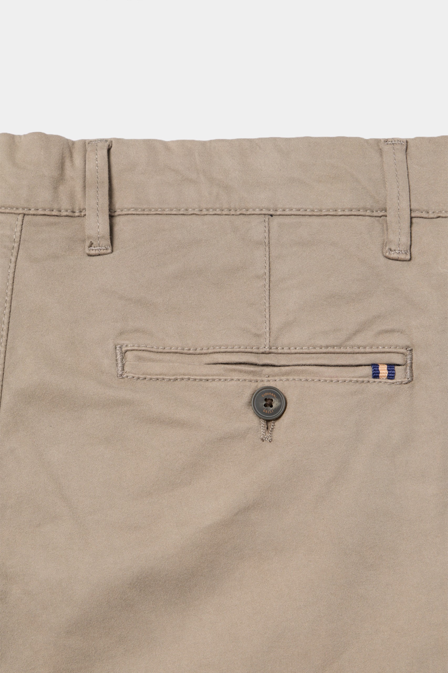 Pantalones chinos de corte regular