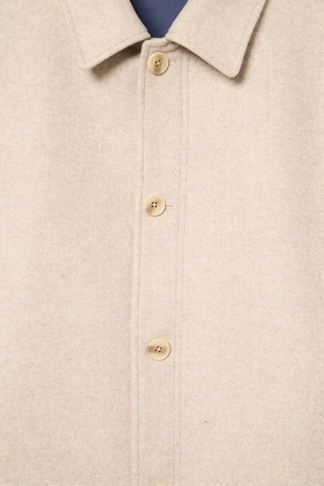 Chaqueta con bolsillos Chaqueta con bolsillos