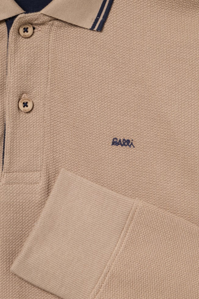 Polo de corte regular Polo de corte regular