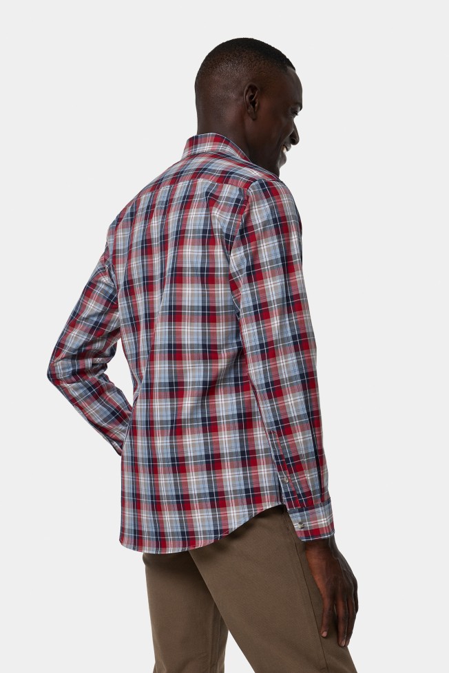 Camisa vermelha de manga comprida Camisa vermelha de manga comprida