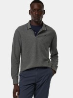 Polo de corte regular