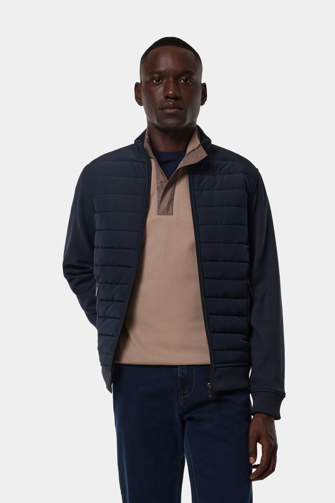 Chaqueta acolchada de corte regular