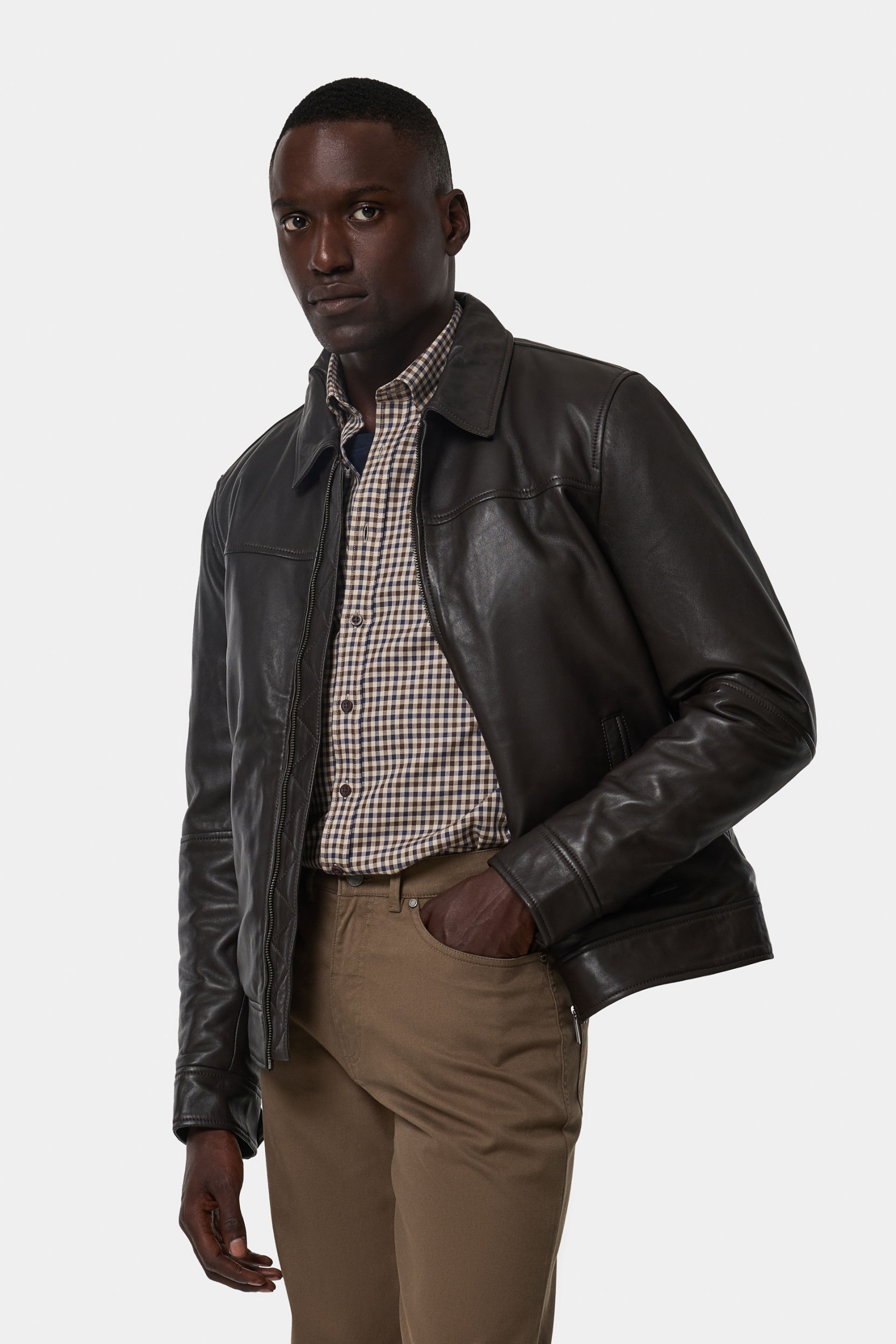 Cazadora bomber de piel de ovino