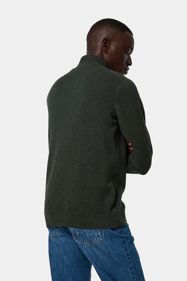 Chaqueta de punto verde hecha de algod�n y lana