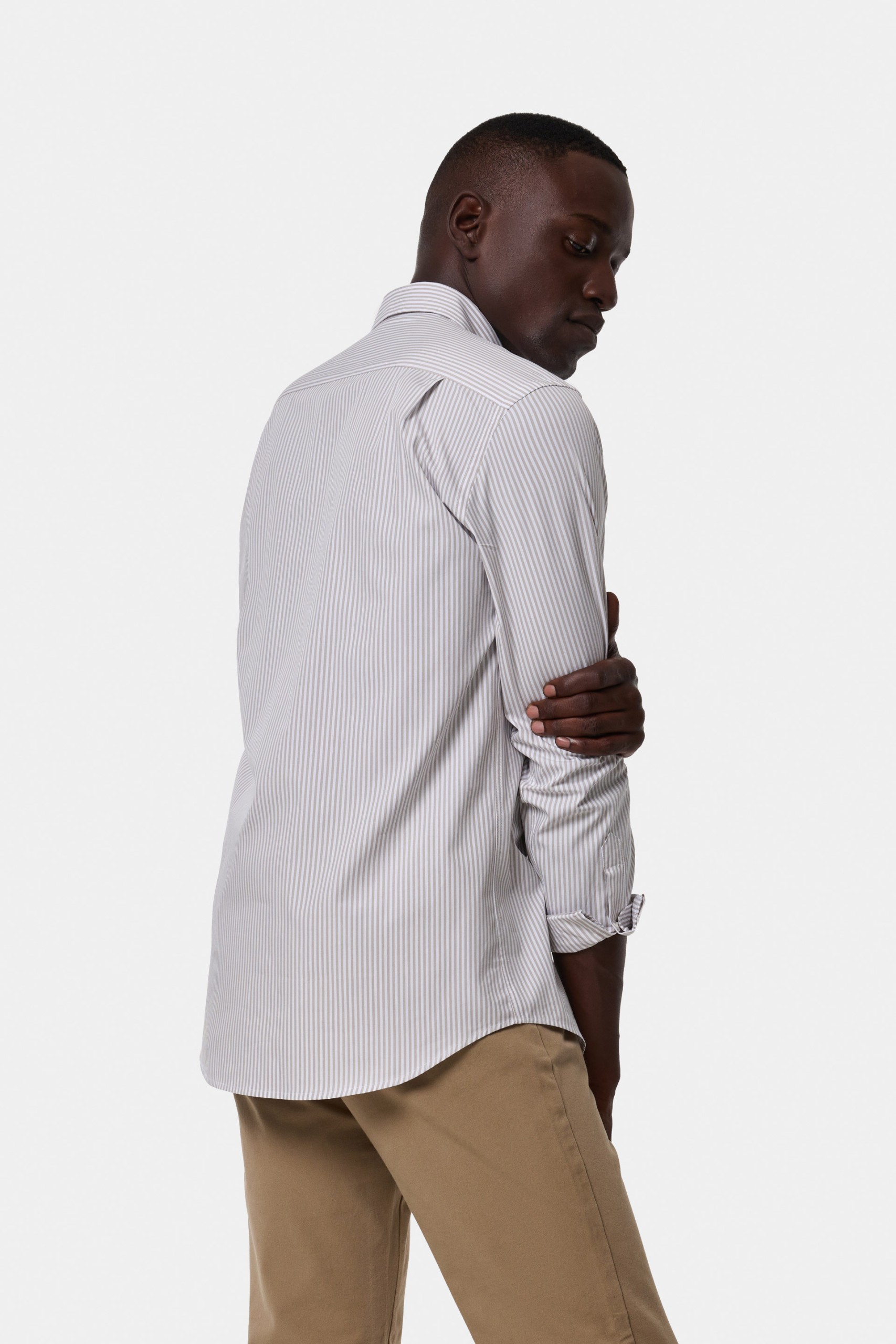 Camisa a rayas corte regular