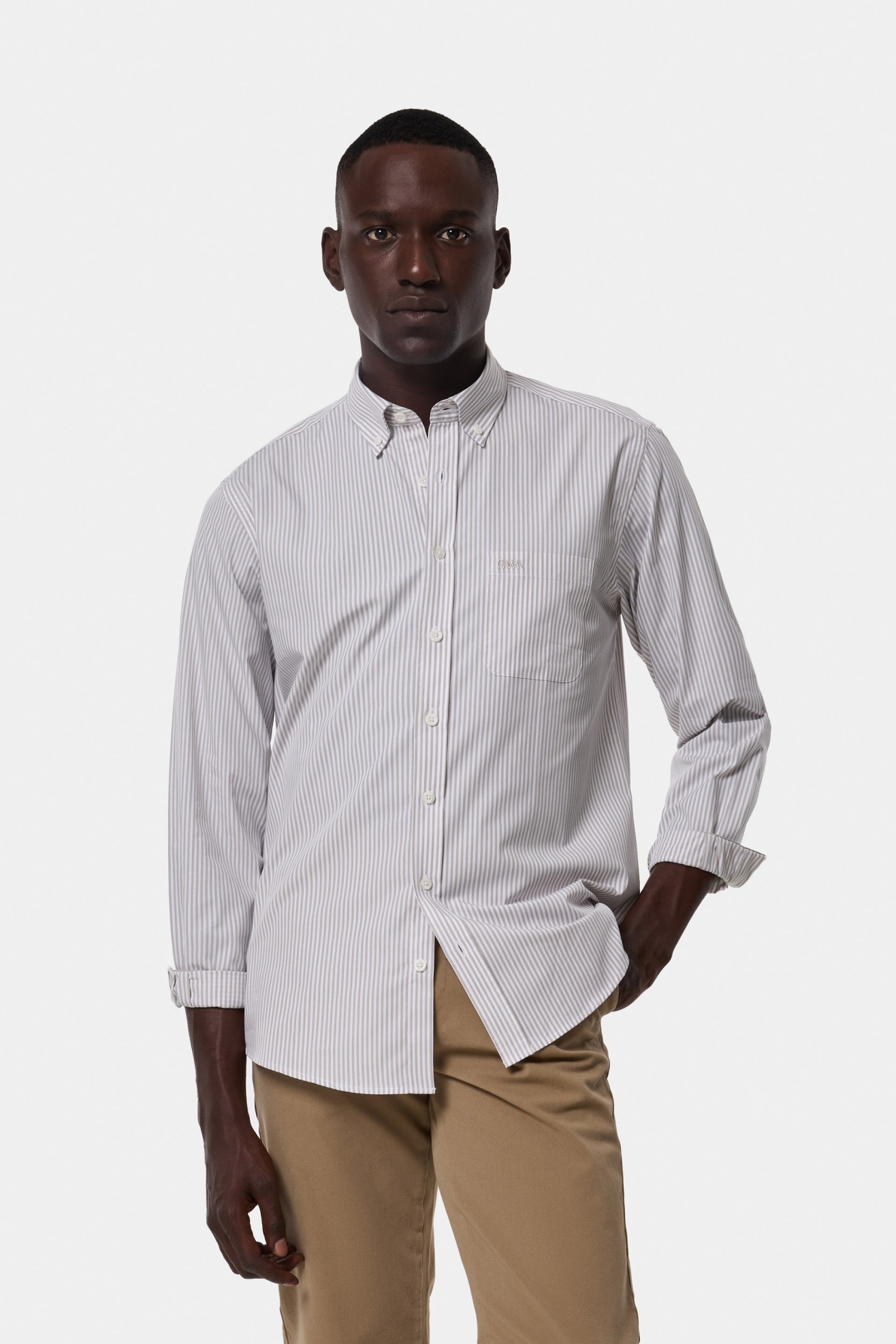 Camisa a rayas corte regular