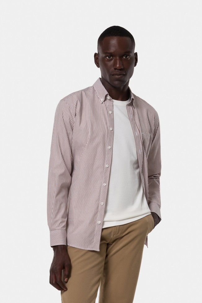 Camisa às riscas regular fit Camisa às riscas regular fit