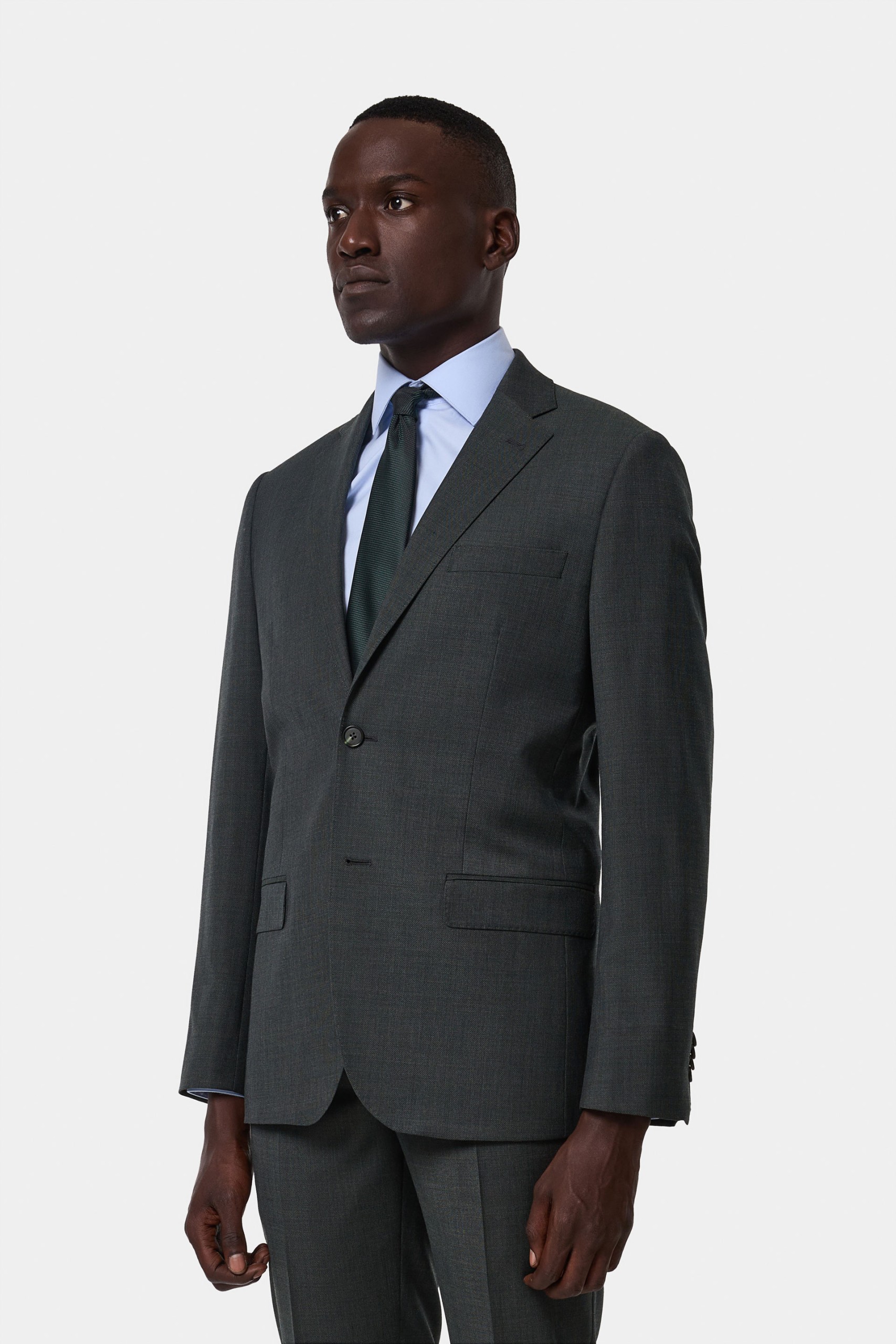 Traje clásico de corte regular en lana