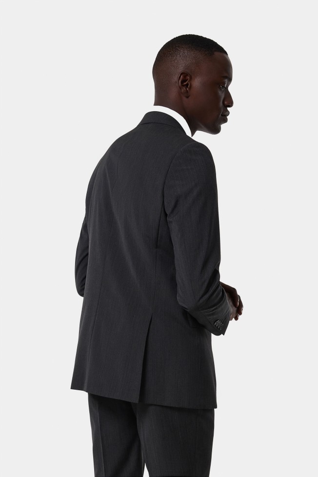 Traje entallado Traje entallado