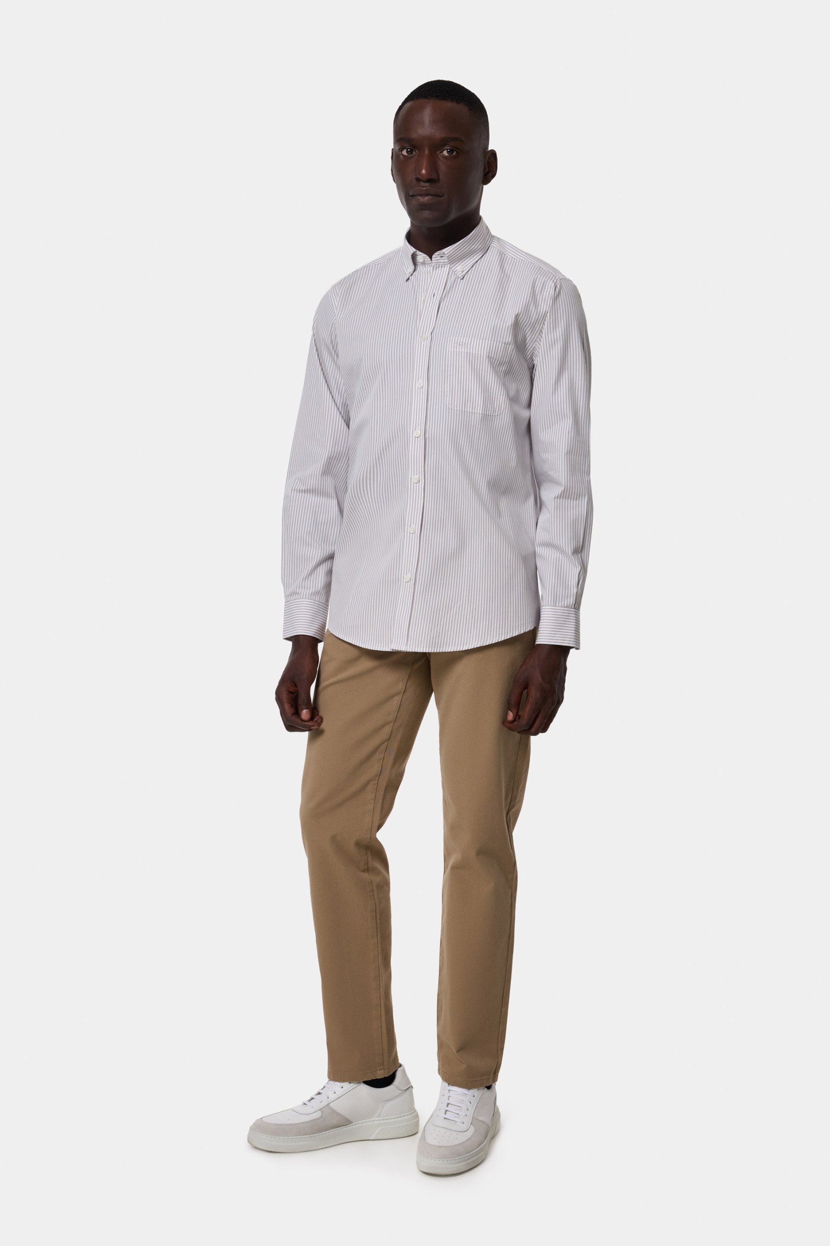 Camisa a rayas corte regular