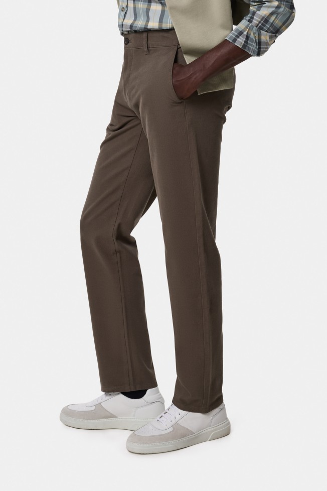 Pantalones chinos de corte regular