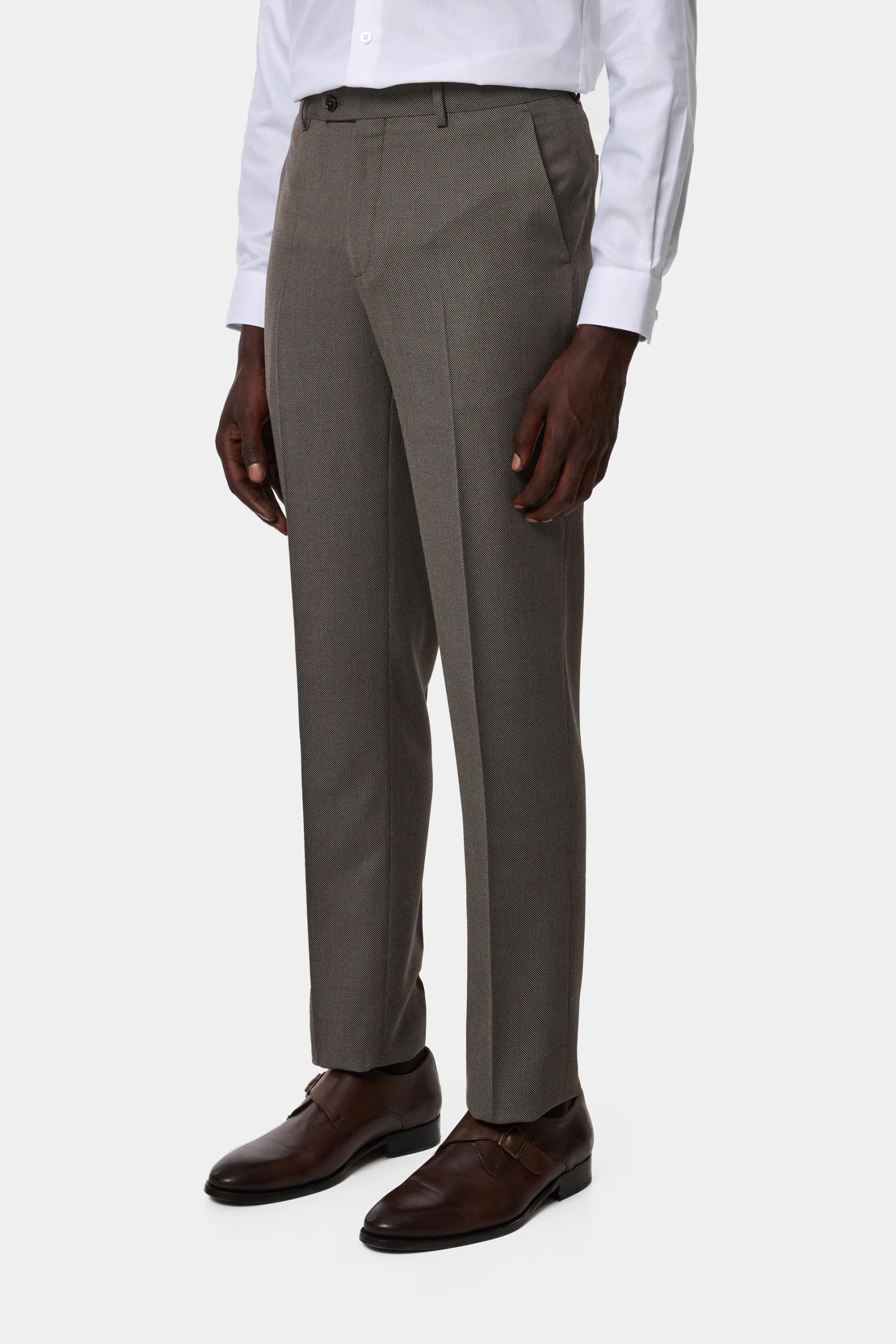 Traje clásico de corte regular