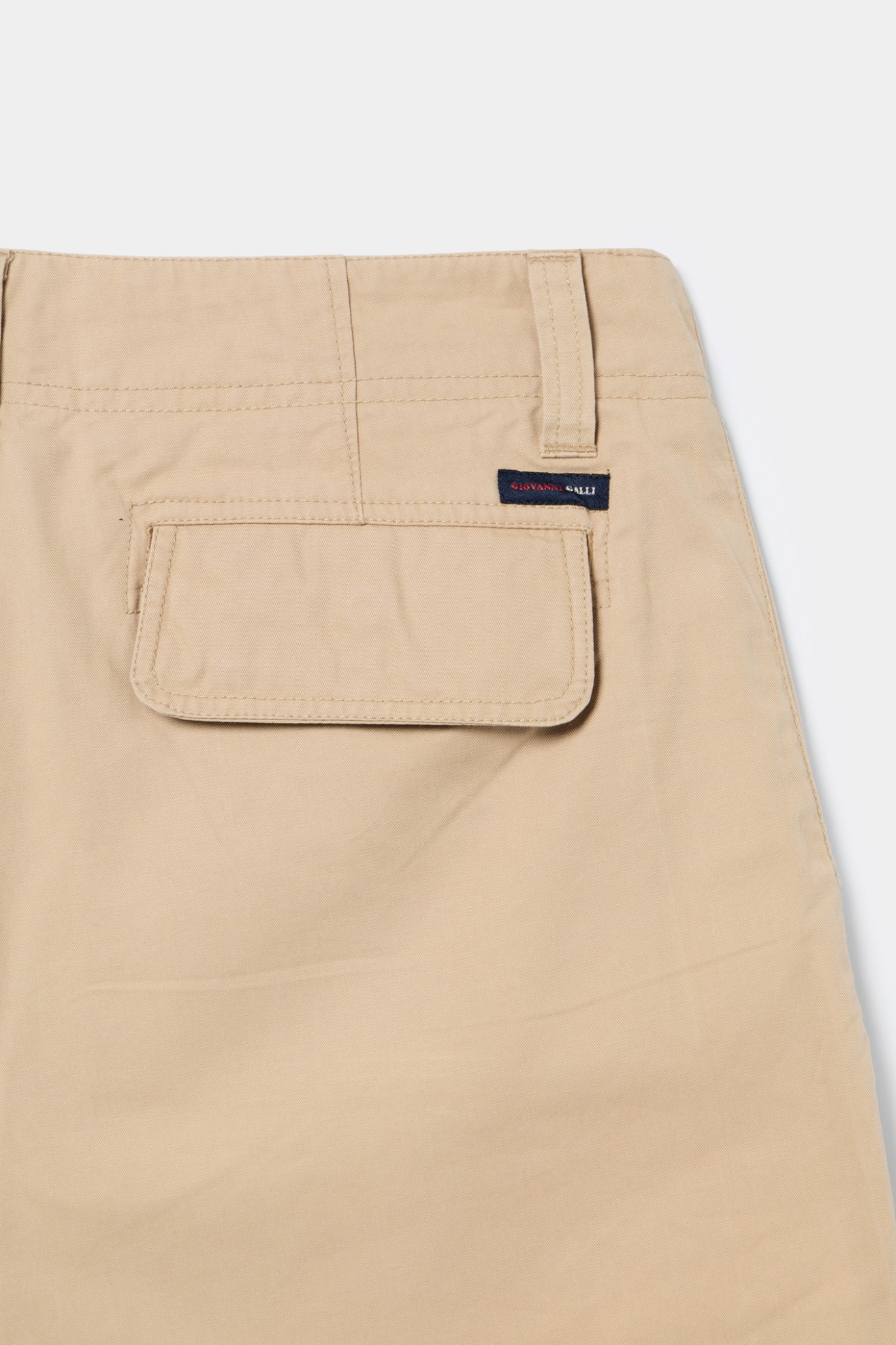 BERMUDAS DE BOLSOS VIS