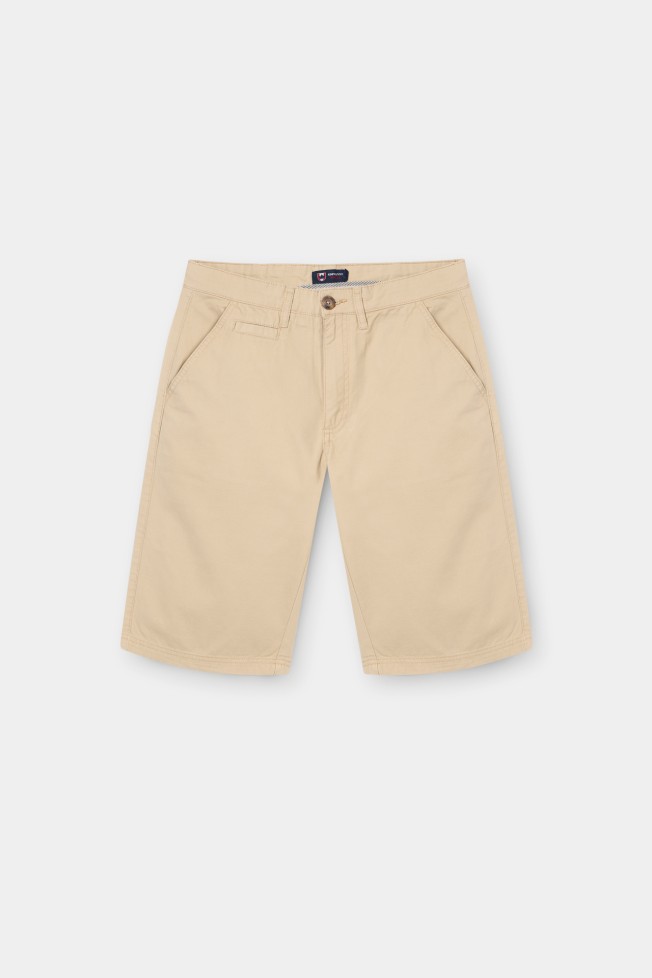 BERMUDAS BOLSOS DE LADO
