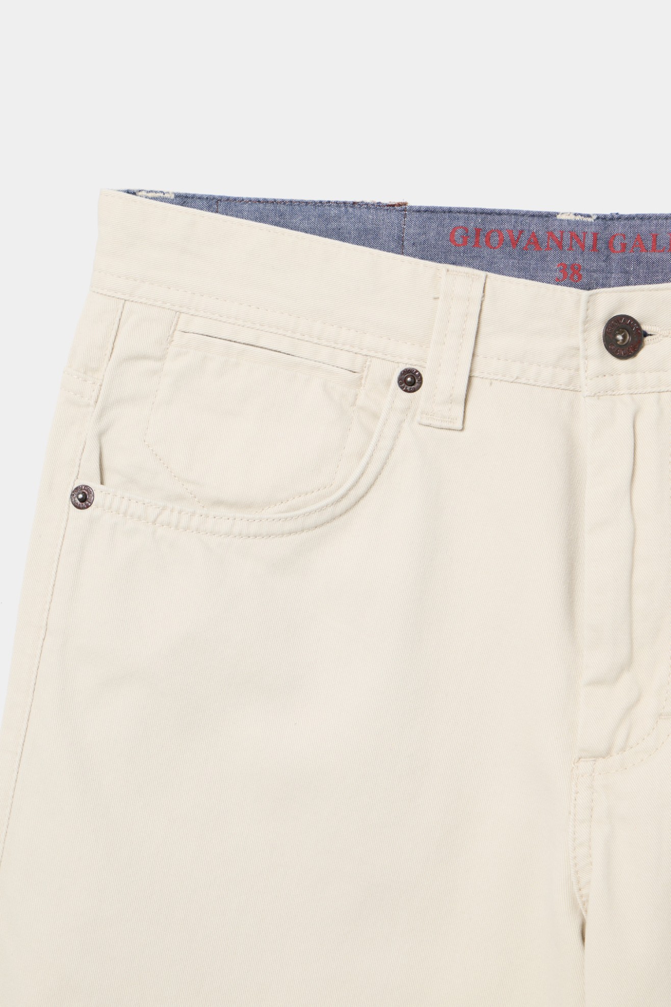 Pantalón de sarga con 5 bolsillos