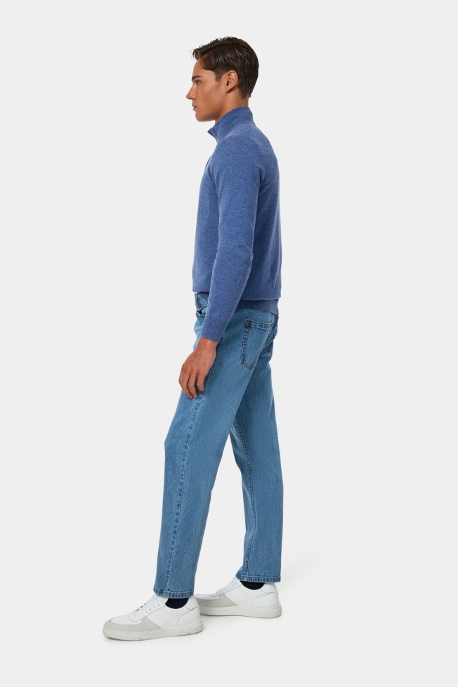 Pantalones vaqueros de corte regular Pantalones vaqueros de corte regular