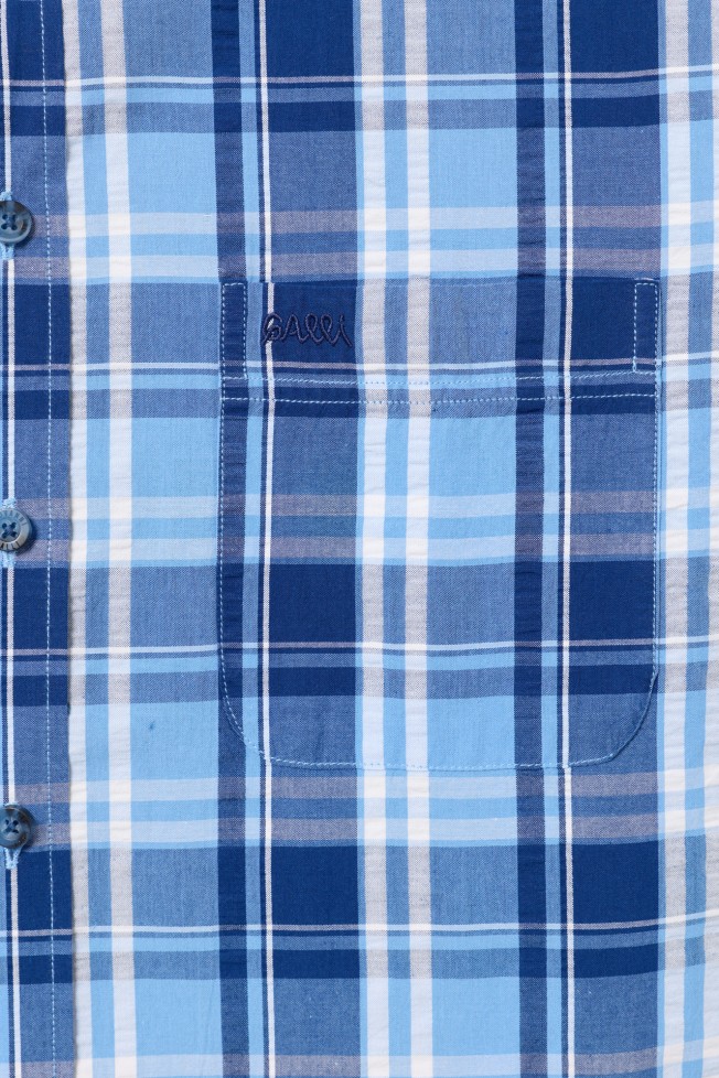 Camisa de cuadros de corte regular en algodón Camisa de cuadros de corte regular en algodón