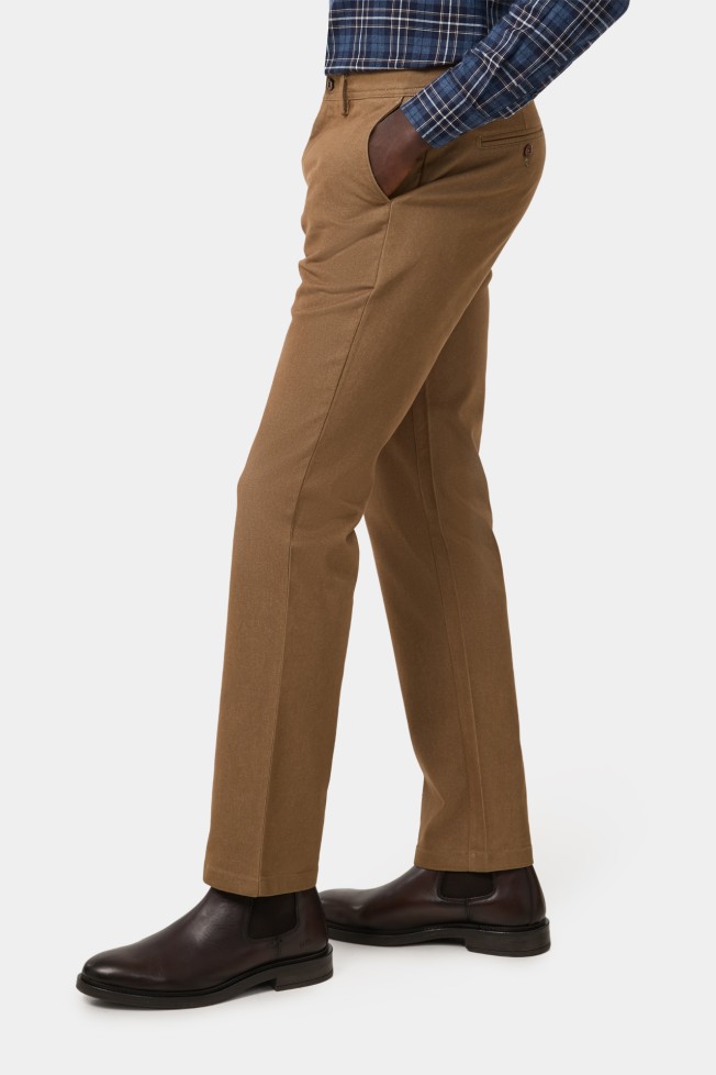Calças chino regular fit Calças chino regular fit