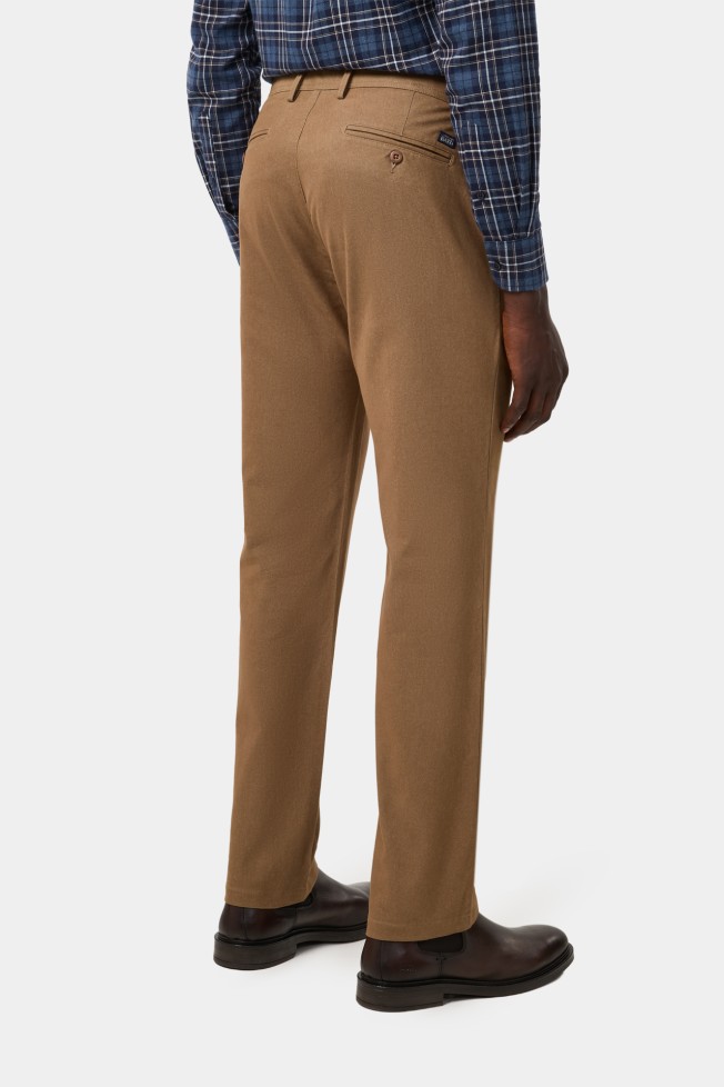 Calças chino regular fit Calças chino regular fit