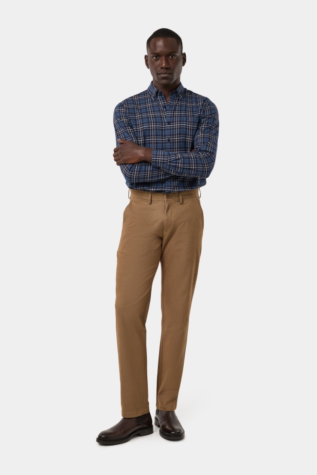 Calças chino regular fit Calças chino regular fit