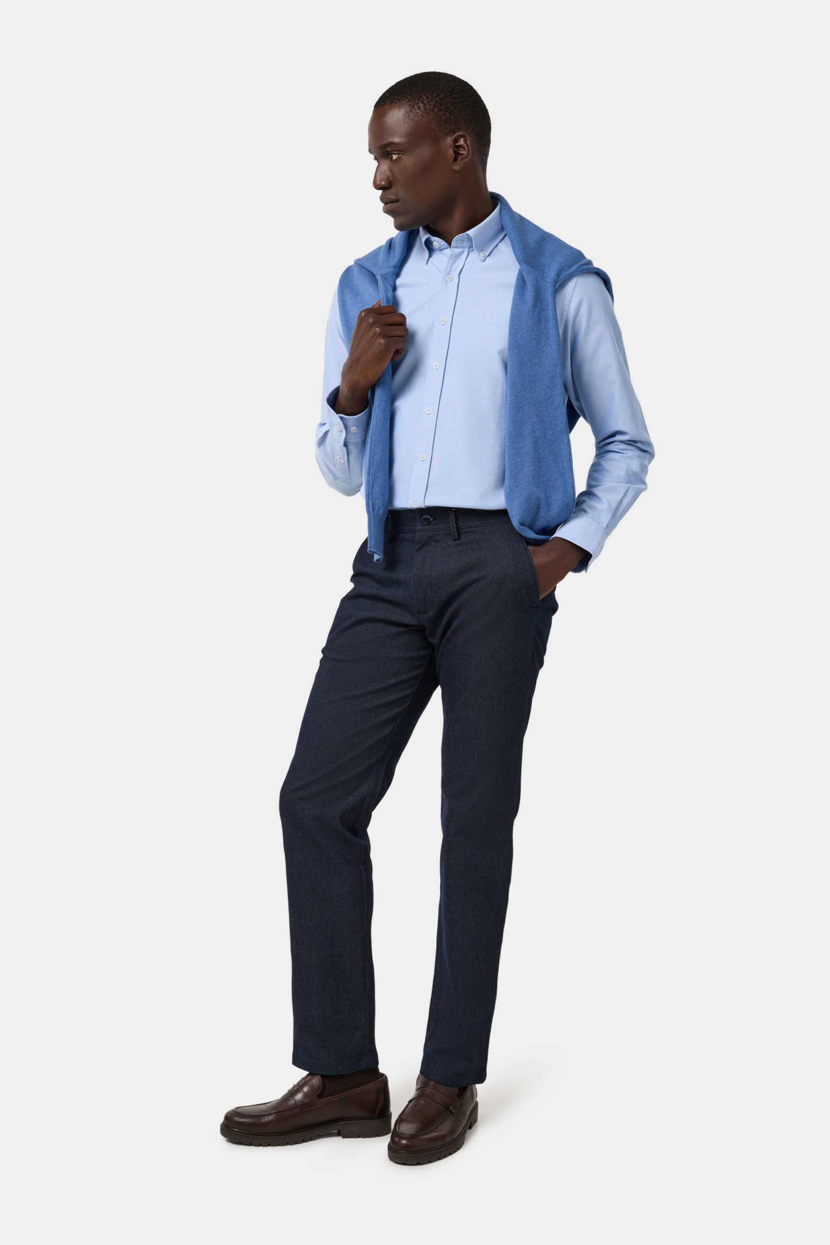 Pantalones chinos de corte regular