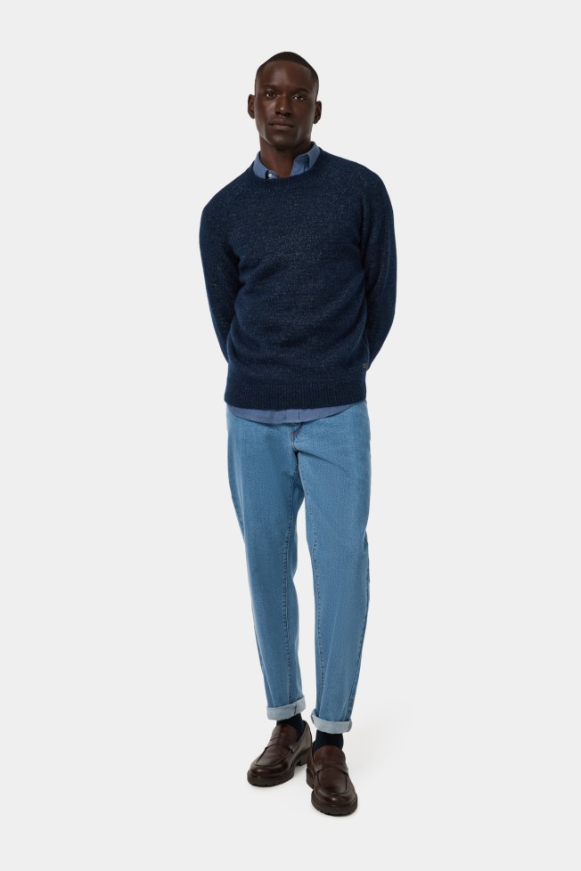 Camisola de malha tricotada em azul Camisola de malha tricotada em azul