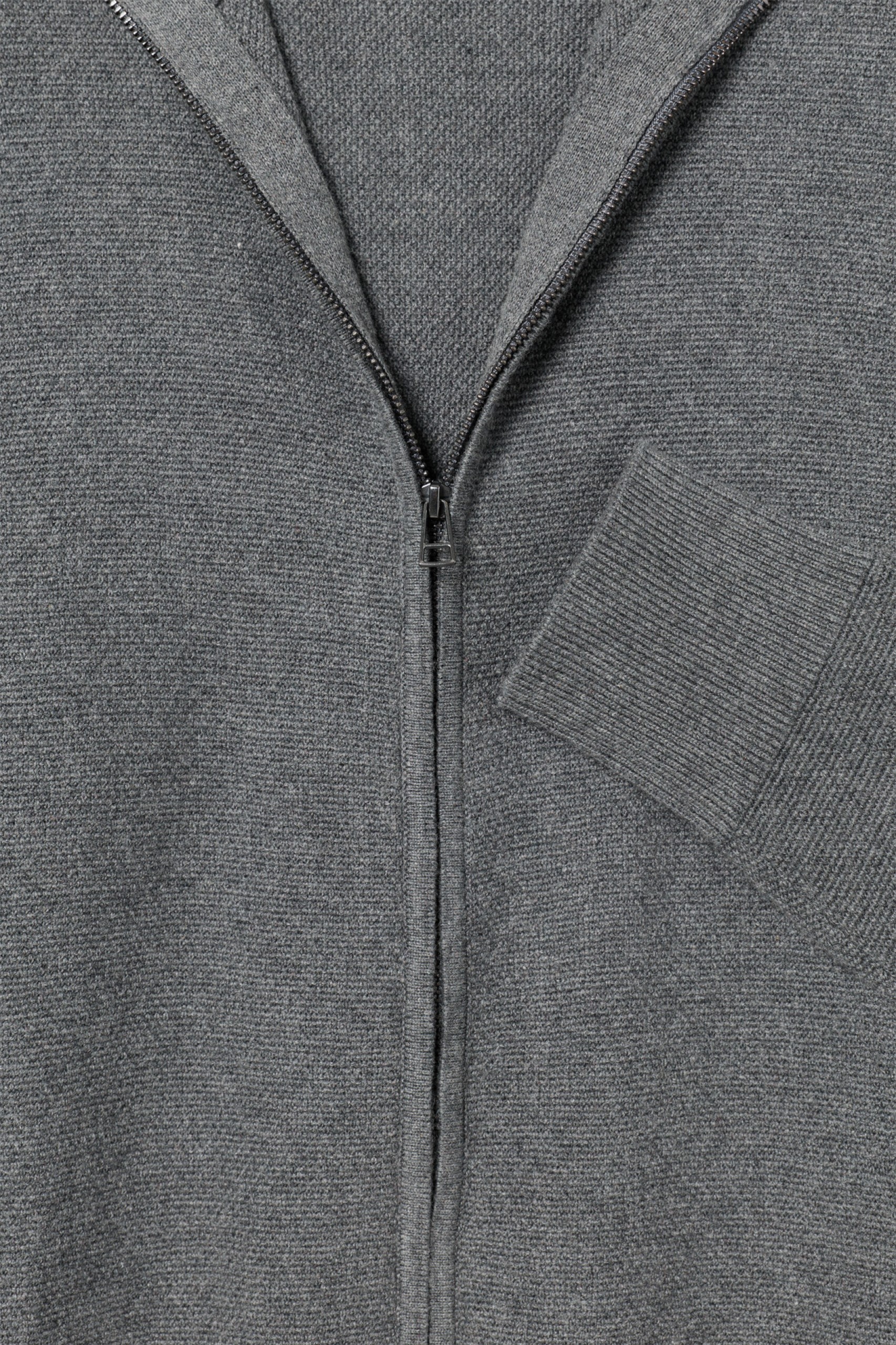 Abrigo de punto texturizado