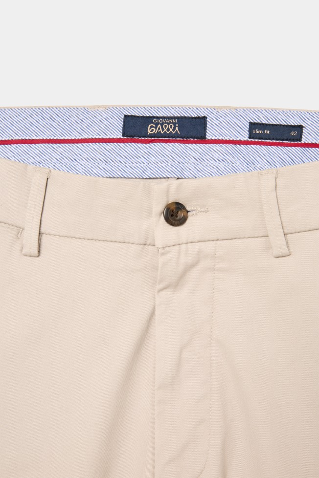 Pantalones chinos slim fit Pantalones chinos slim fit
