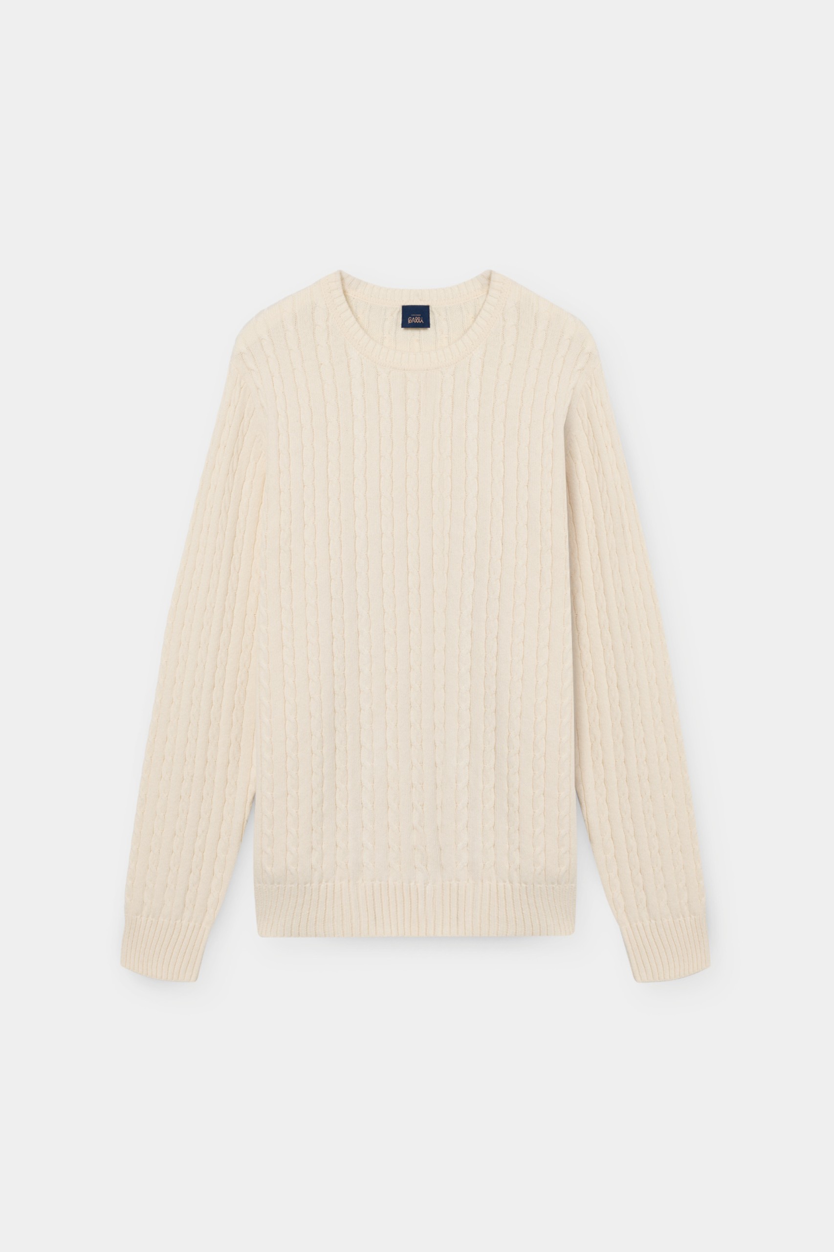 Suéter de punto trenzado color beige