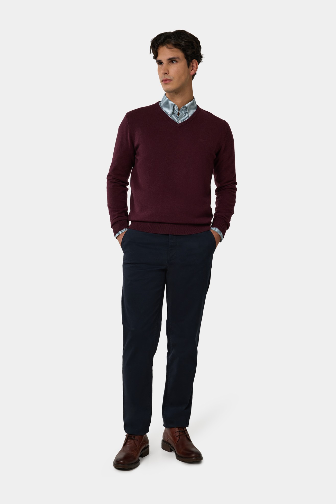 Camisola decote V com l� vermelha