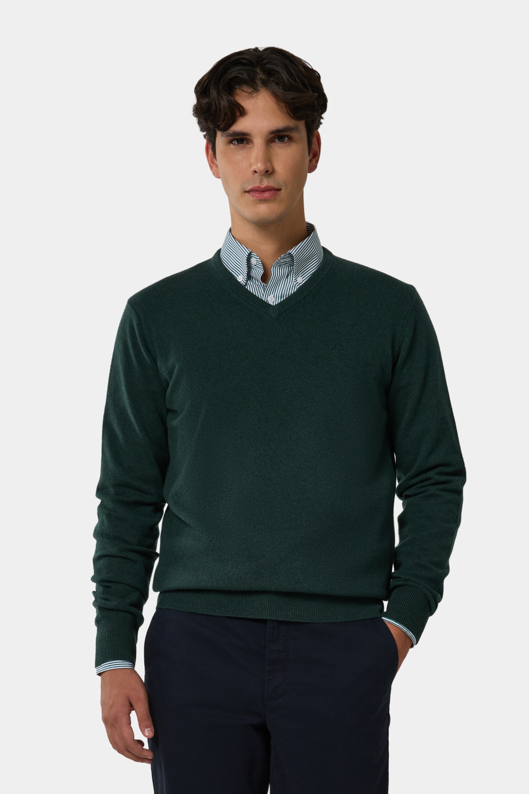 Jersey de cuello en V con lana verde