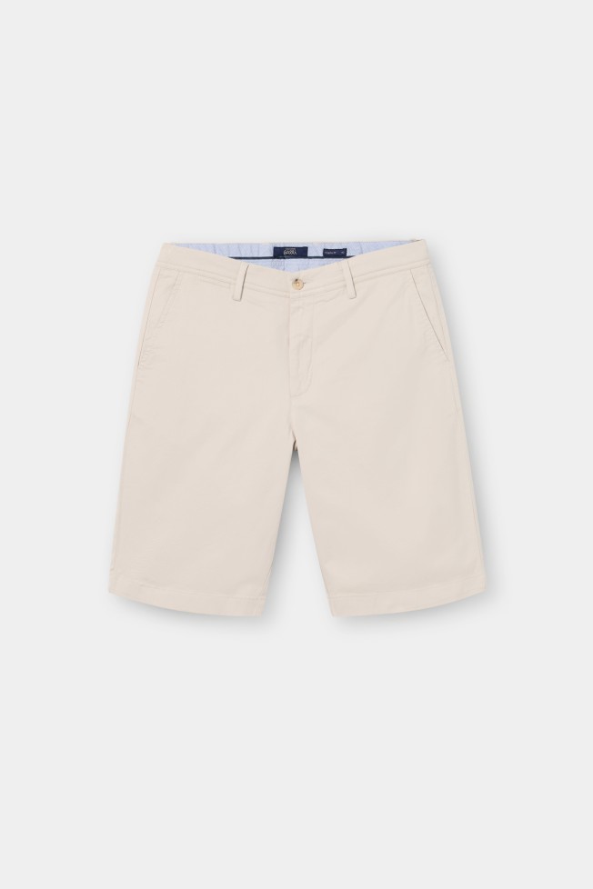 Pantalones cortos chinos regular fit Pantalones cortos chinos regular fit